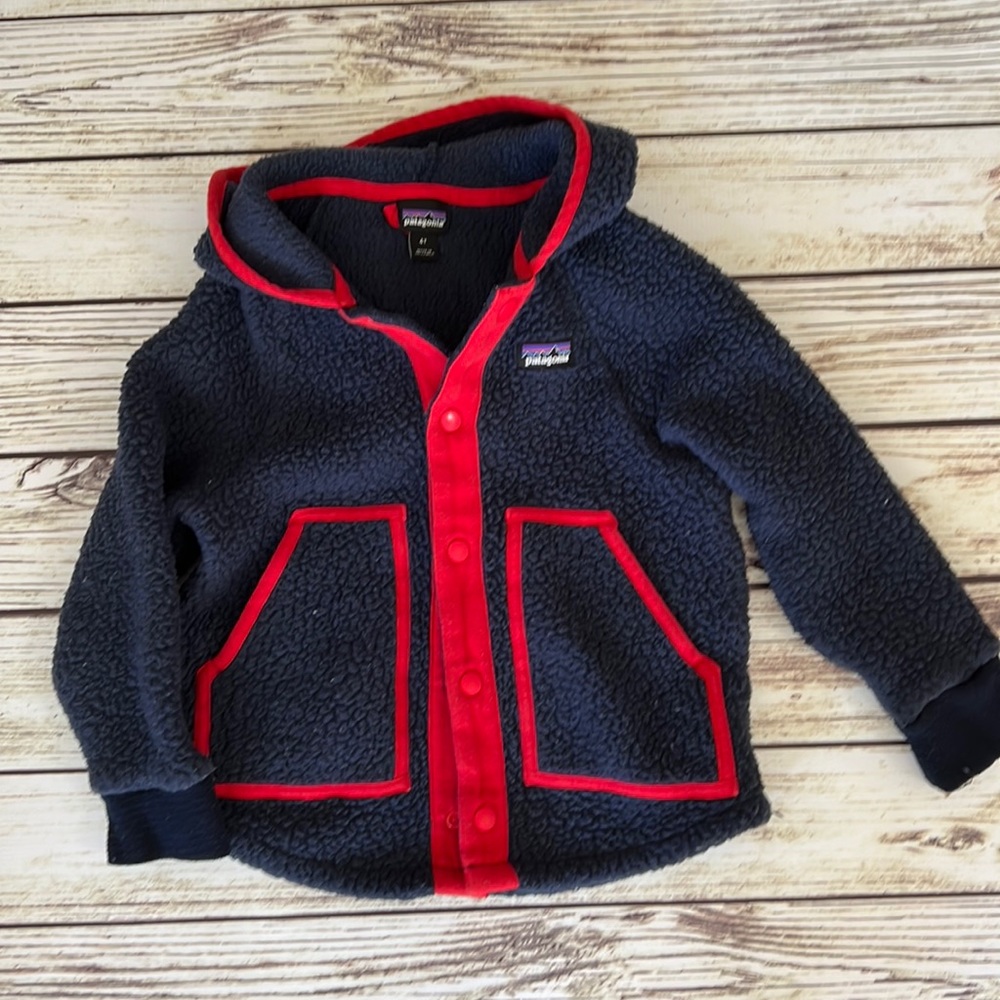 Patagonia retro pile fleece jacket